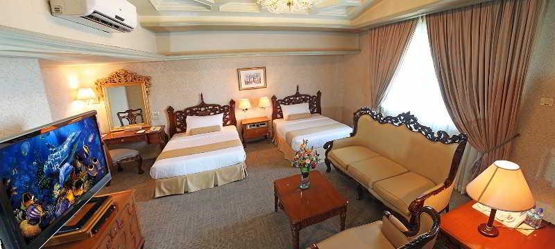 Networld Hotel Spa And Casino Pasay Kültér fotó
