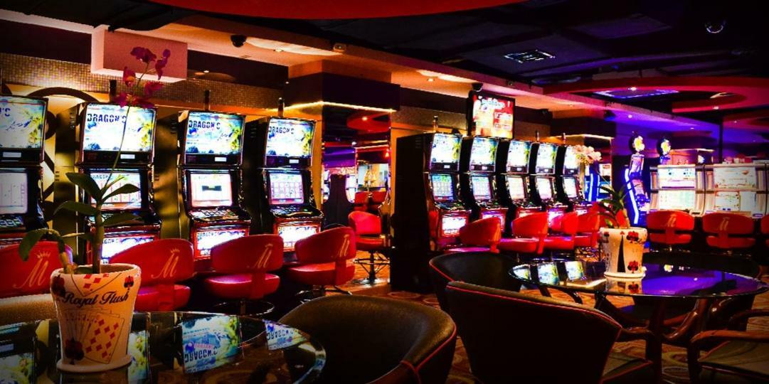 Networld Hotel Spa And Casino Pasay Kültér fotó