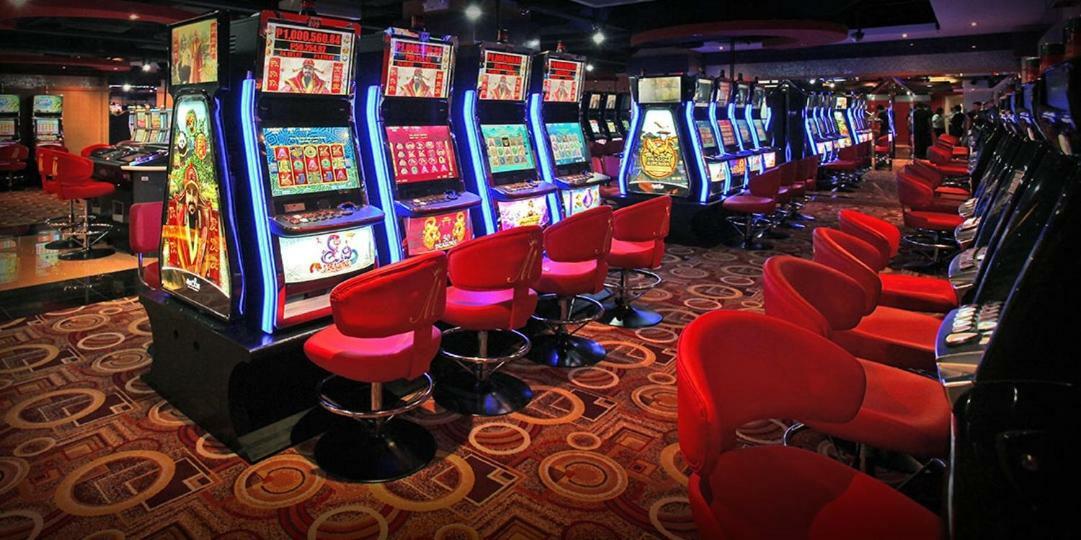 Networld Hotel Spa And Casino Pasay Kültér fotó